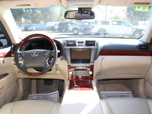 Used 2010 Lexus LS 460 RWD image 22