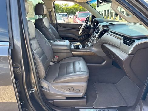 Used 2019 GMC Yukon XL Denali w/ Open Road Package AWD/4WD image 42