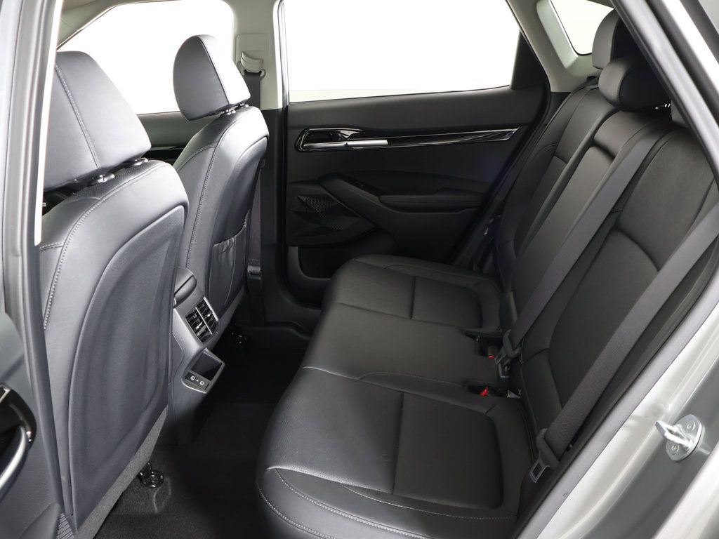 Used 2024 Kia Seltos SX w/ SX Sunroof Package AWD/4WD image 37
