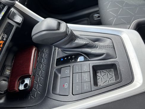 Certified 2024 Toyota RAV4 XLE AWD/4WD image 24