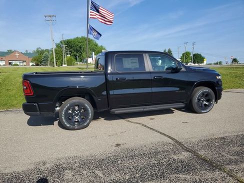 New 2026 RAM 1500 4x4 Crew Cab image 9
