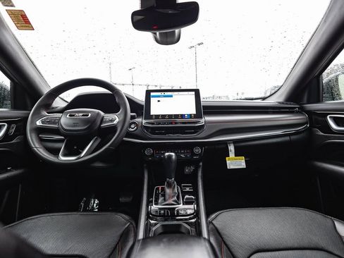 Used 2023 Jeep Compass Trailhawk w/ Trailhawk Elite Group image 28