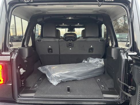 New 2026 Jeep Wrangler Rubicon image 17