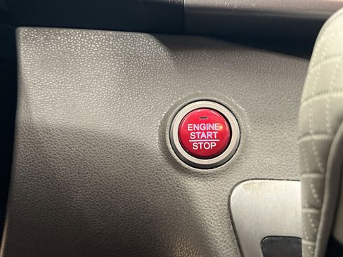 Used 2014 Honda Odyssey EX-L image 29