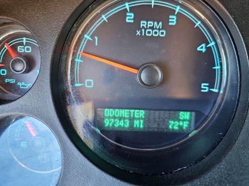 Used 2014 Chevrolet Silverado 2500 LTZ image 26