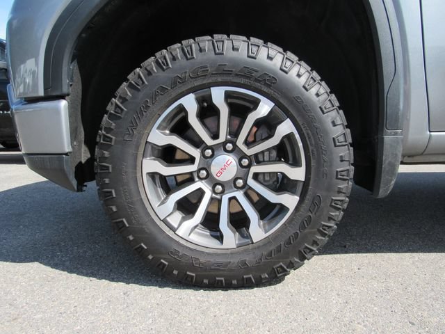 Certified 2023 GMC Sierra 1500 AT4 w/ AT4 Premium Package AWD/4WD image 9