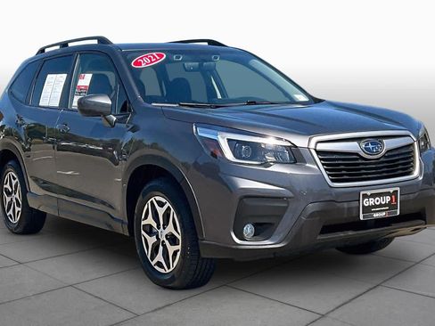 Used 2021 Subaru Forester Premium w/ Popular Package #1 AWD/4WD image 2