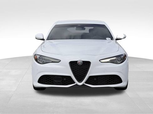 Used 2022 Alfa Romeo Giulia Sprint RWD image 8