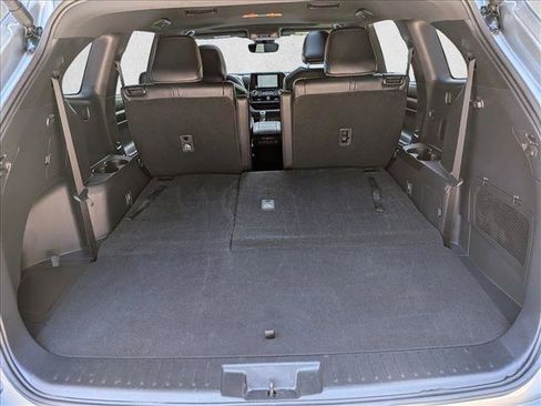 Certified 2025 Toyota Highlander XSE AWD/4WD image 7