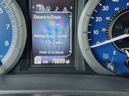 Used 2015 Toyota Sienna XLE image 8