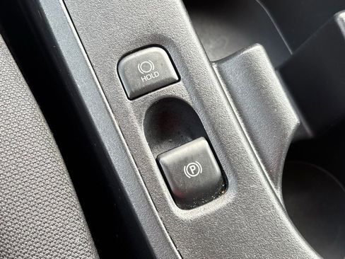 Used 2024 Toyota Corolla LE image 21