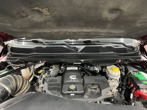 Used 2019 RAM 3500 Limited image 29