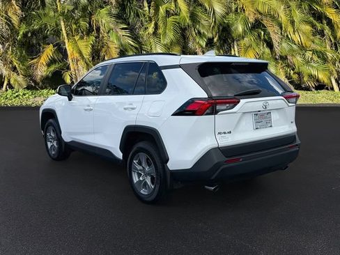 Used 2025 Toyota RAV4 XLE w/ Convenience Package FWD image 7