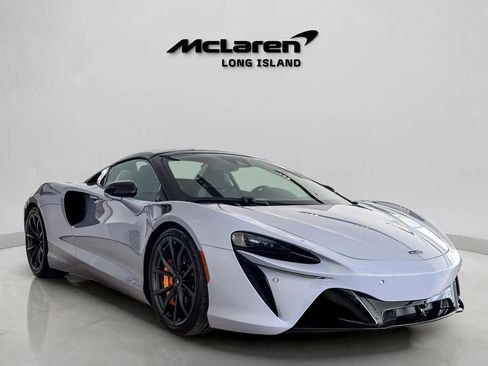 New 2026 McLaren Artura Spider image 5