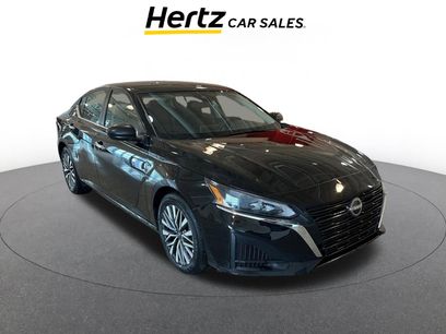 Used 2025 Nissan Altima 2.5 SV