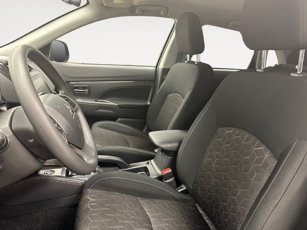 Used 2026 Mitsubishi Outlander Sport ES AWD/4WD image 9