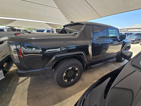 Used 2025 GMC Hummer EV 3X w/ Extreme Off-Road Package AWD/4WD image 8