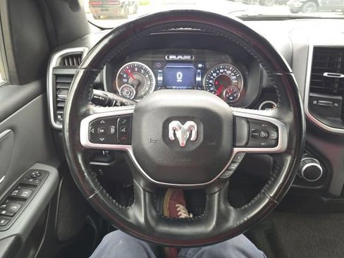 Used 2022 RAM 1500 Big Horn AWD/4WD image 17