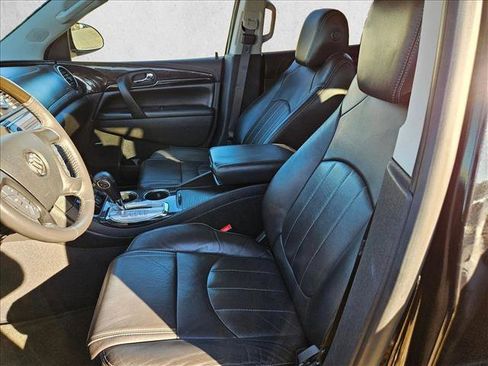 Used 2016 Buick Enclave Leather image 16