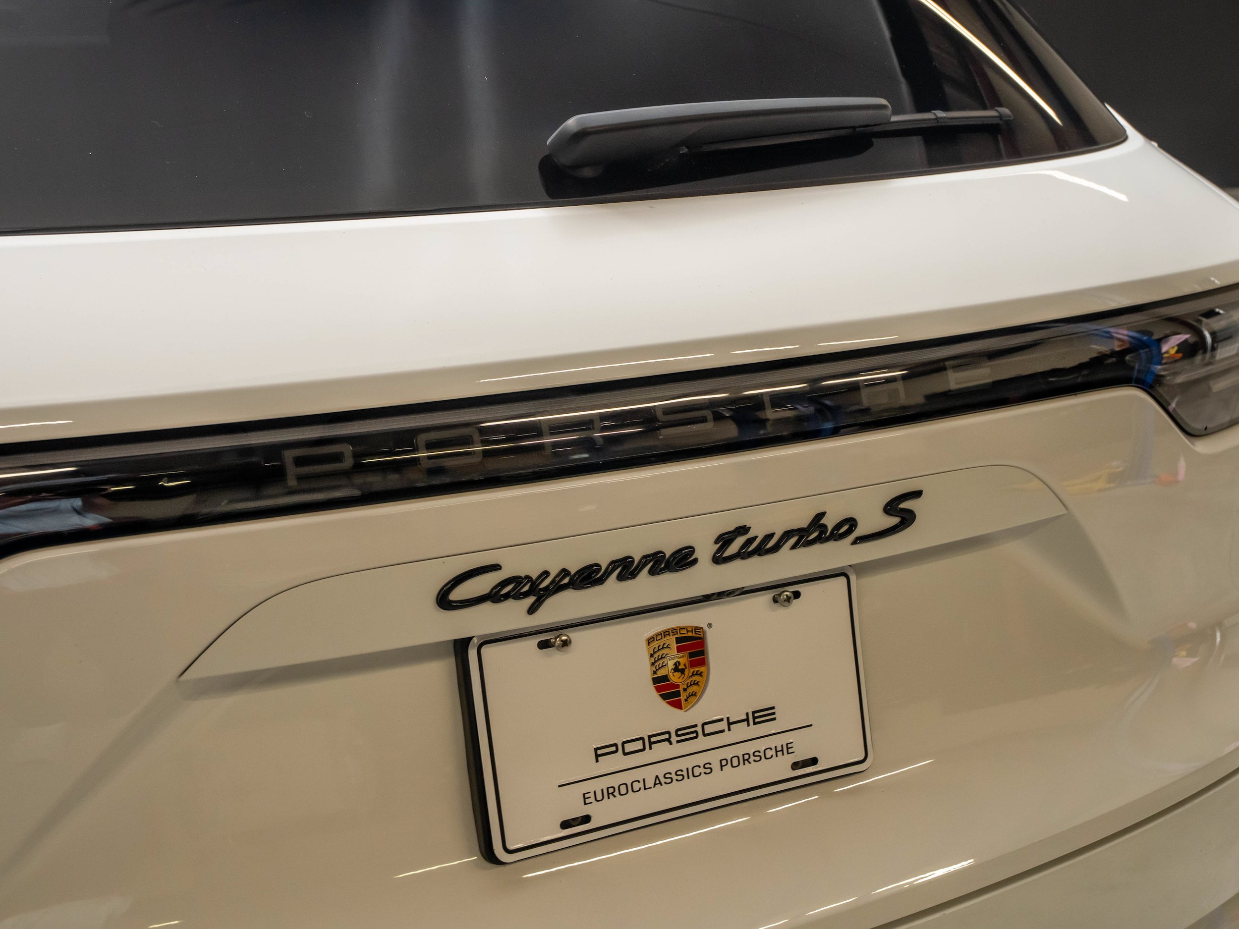 Used 2022 Porsche Cayenne Turbo S AWD/4WD image 13