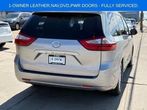 Used 2015 Toyota Sienna XLE Premium FWD image 8
