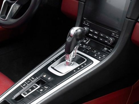 Used 2019 Porsche 911 Carrera image 31