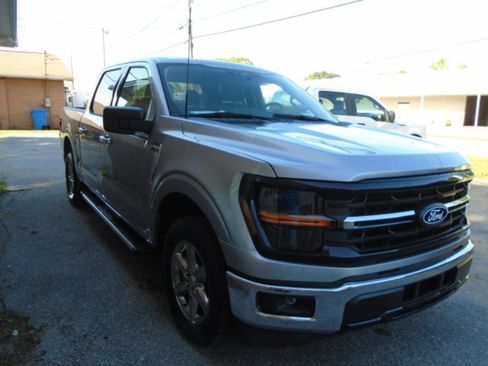 Used 2025 Ford F150 XLT w/ Equipment Group 301A Standard image 3