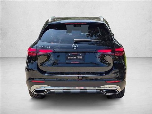 Used 2026 Mercedes-Benz GLC 300 image 7