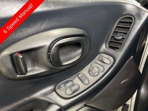 Used 2004 Chevrolet Corvette Convertible w/ Preferred Equipment Group RWD image 8