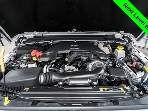 Used 2021 Jeep Gladiator Sport AWD/4WD image 43