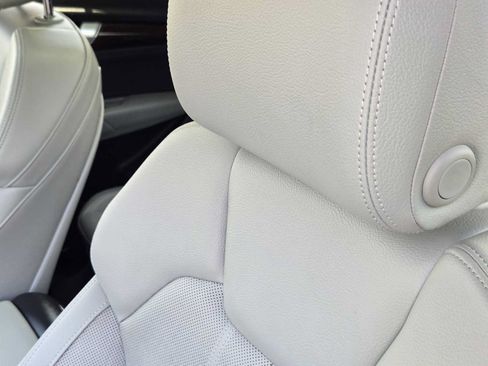 Used 2018 Audi Q5 2.0T Premium Plus w/ Premium Plus Package AWD/4WD image 16