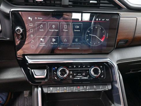 Used 2024 GMC Sierra 2500 Denali Ultimate w/ Max Trailering Package image 22