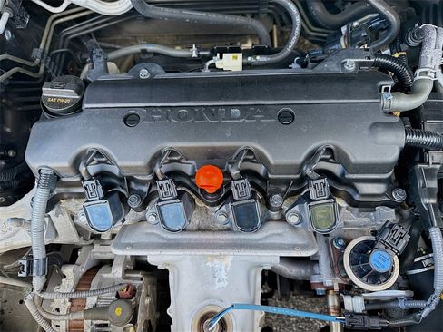 Used 2021 Honda HR-V EX image 29