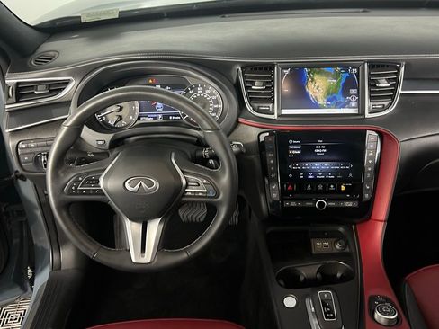 Used 2024 INFINITI QX50 Sport image 12