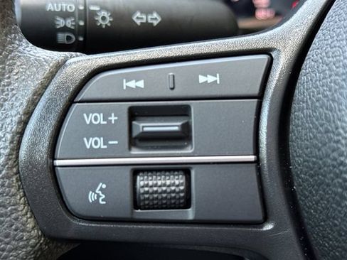 Used 2023 Honda Accord EX image 37