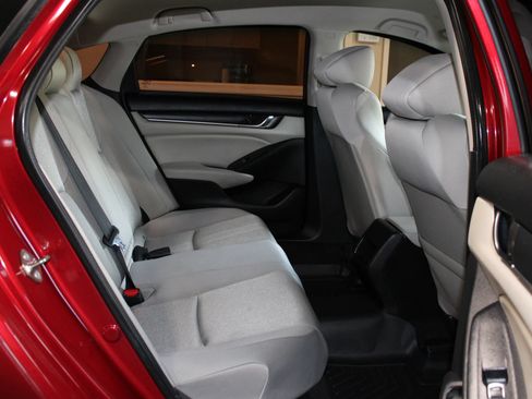 Used 2020 Honda Accord LX image 27