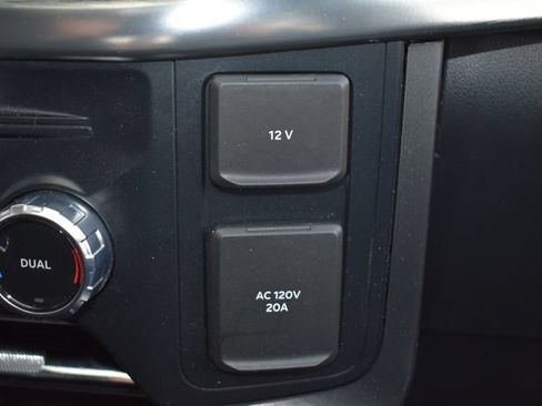 Used 2023 Ford F150 4x4 SuperCrew image 43