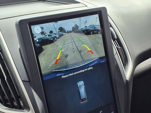 Certified 2022 Ford Edge SE w/ Black Appearance Package image 23