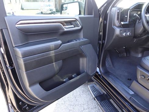 Used 2023 GMC Sierra 1500 Elevation image 15