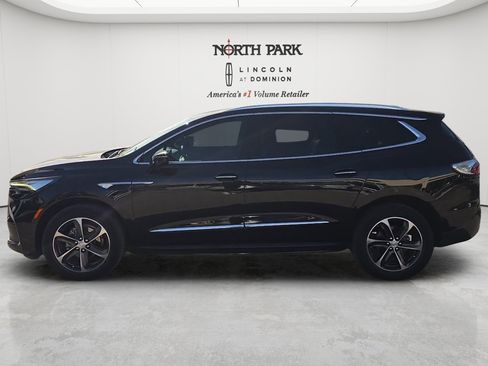 Used 2022 Buick Enclave Premium w/ LPO, Touring Package FWD image 2