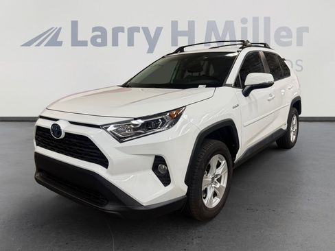 Certified 2021 Toyota RAV4 XLE w/ Convenience Package AWD/4WD image 1