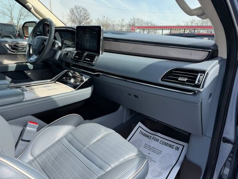 Used 2020 Lincoln Navigator Black Label image 18