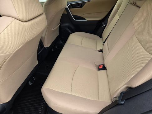 Used 2024 Toyota RAV4 LE AWD/4WD image 23
