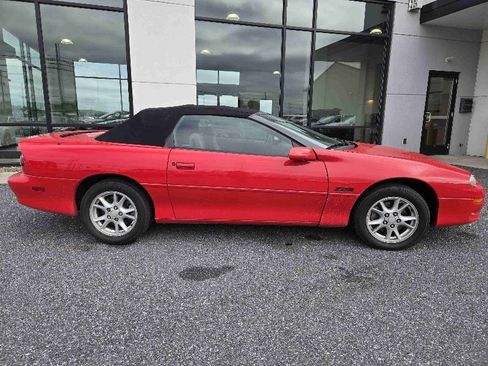 Used 2000 Chevrolet Camaro Z28 image 2