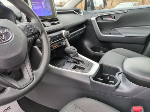 Certified 2025 Toyota RAV4 XLE image 26