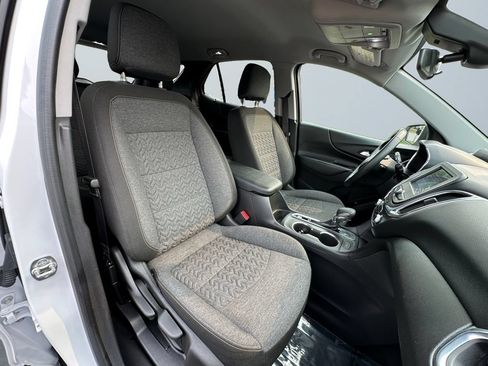 Used 2024 Chevrolet Equinox LT FWD image 15
