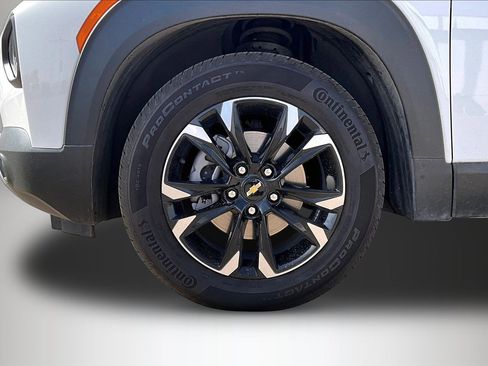 Certified 2023 Chevrolet TrailBlazer LT w/ Convenience Package FWD image 31