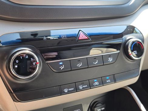 Used 2017 Hyundai Tucson SE w/ SE Popular Package 02 FWD image 38