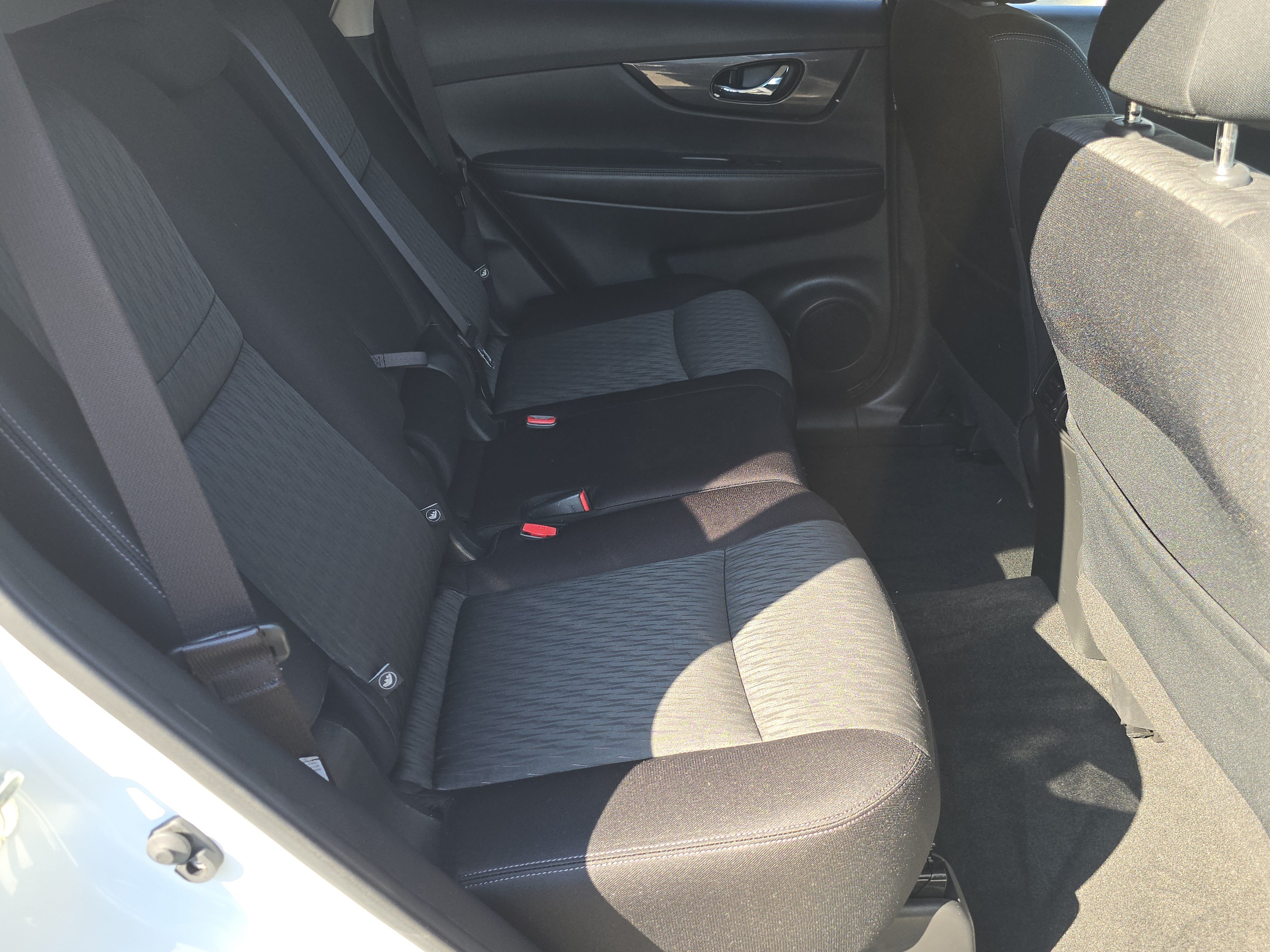 Used 2020 Nissan Rogue S w/ Special Edition Package AWD/4WD image 17