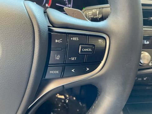 Used 2022 Lexus ES 250 w/ Premium Package AWD/4WD image 12
